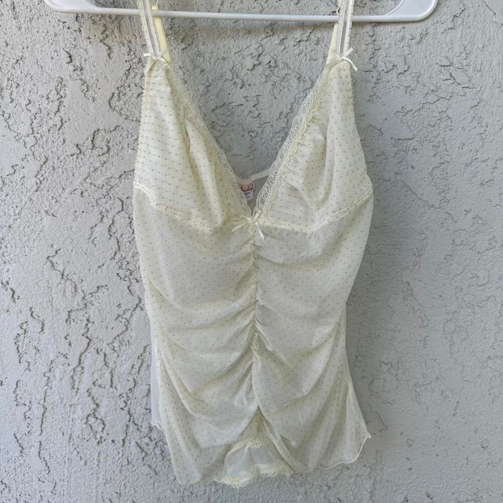 2000s white lace polka dot